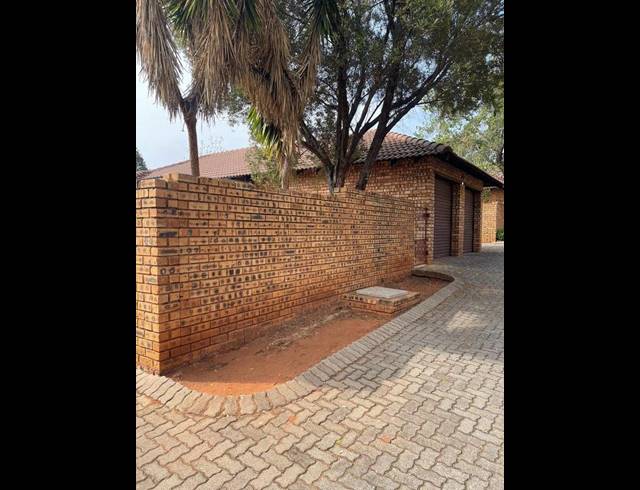 3 BEDROOM HOUSE FOR SALE IN AMANDASIG
